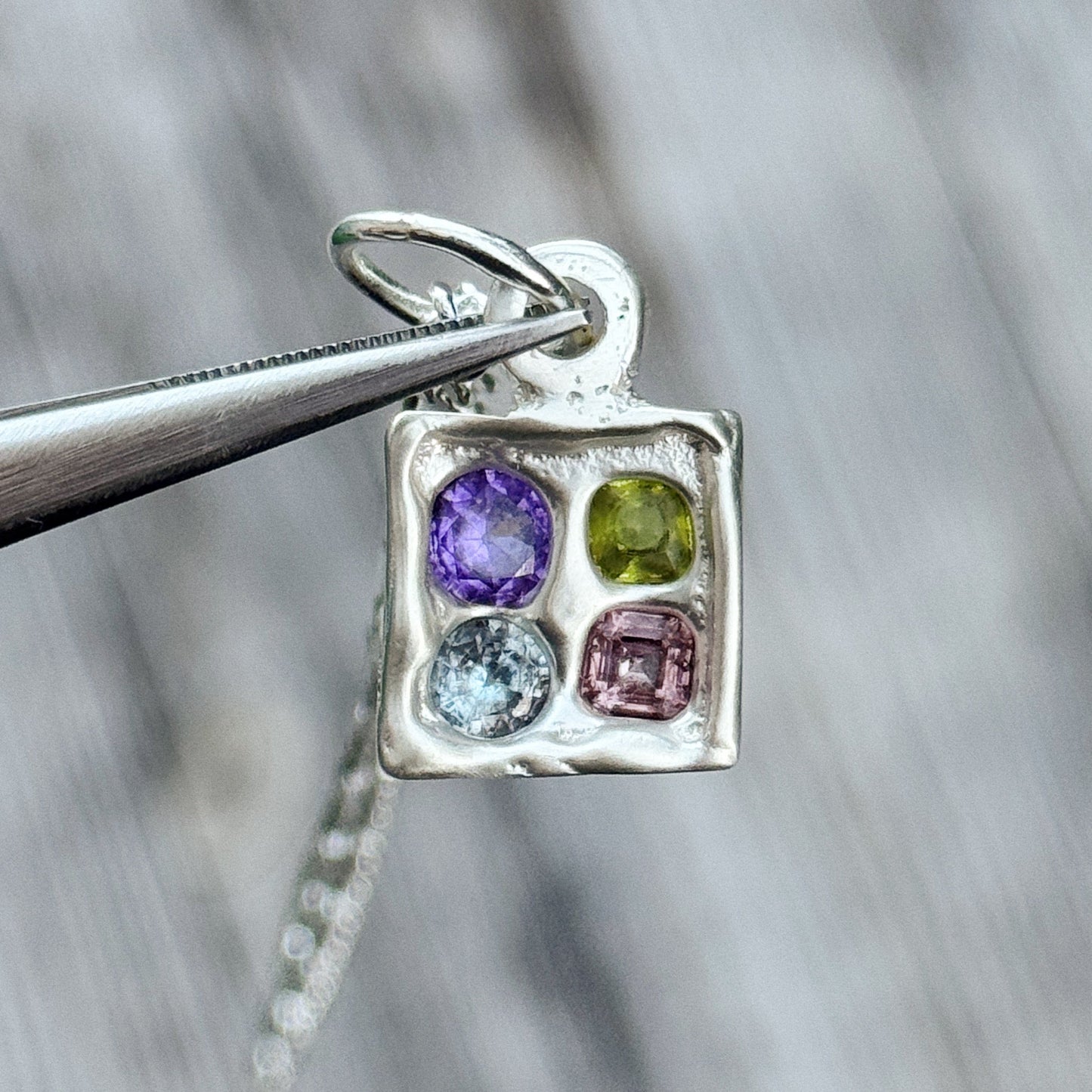 ready to ship / frame pendant 45cm