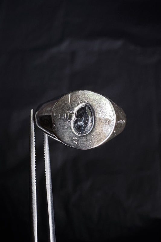 ready to ship / size r