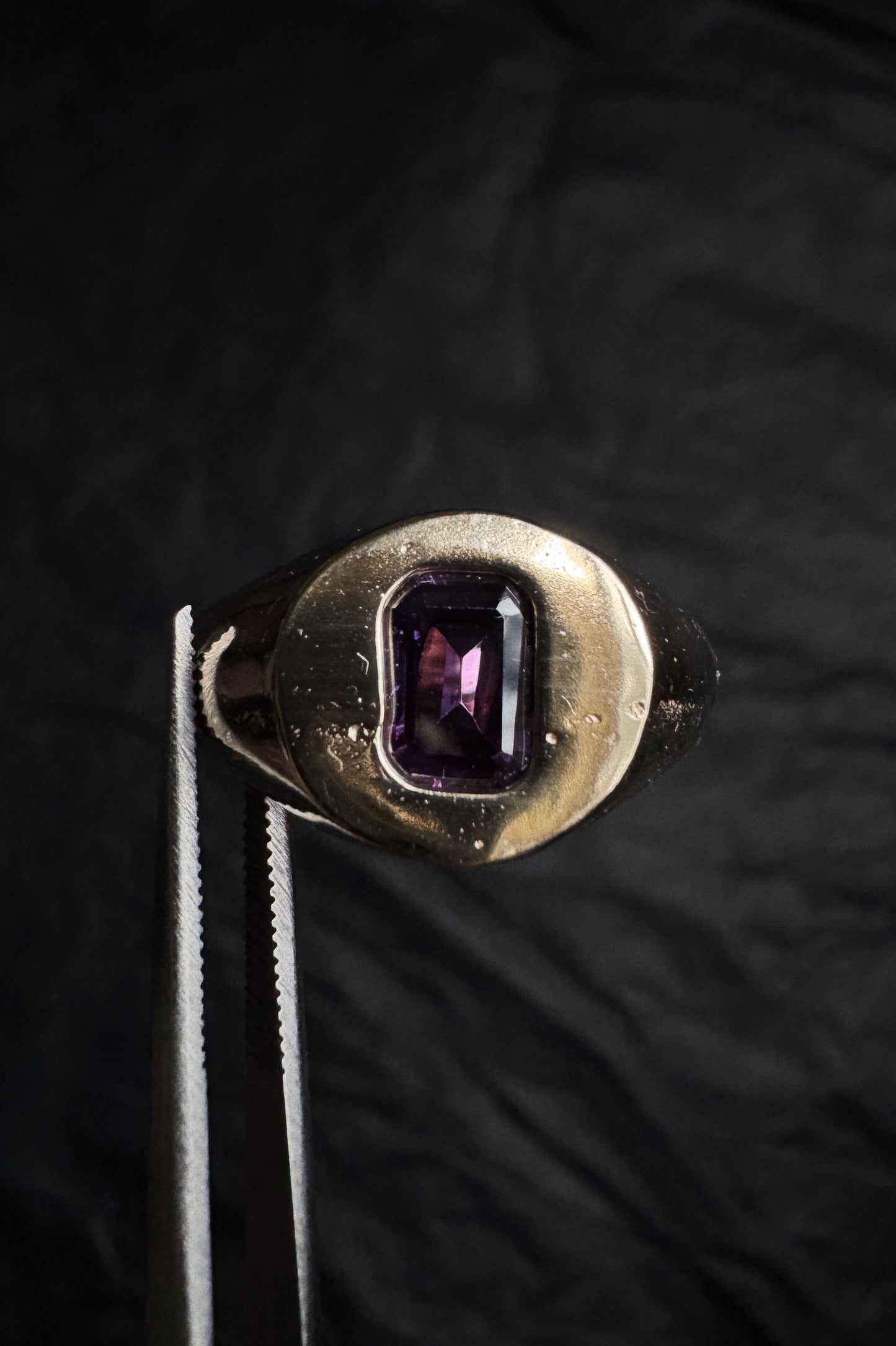 9ct gold purple ring