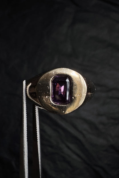 9ct gold purple ring