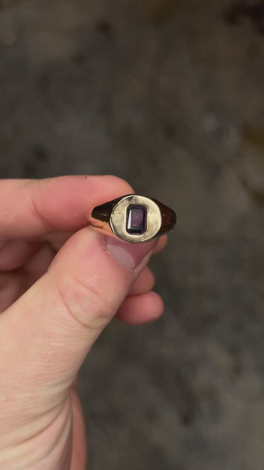 9ct gold purple ring